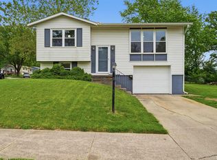 3802 W Creighton Ter, Peoria, IL 61615