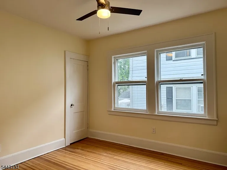 15 Walnut Pkwy #1 — Photo 9