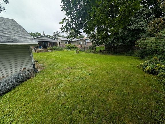 4th image of 344 Almeron St
