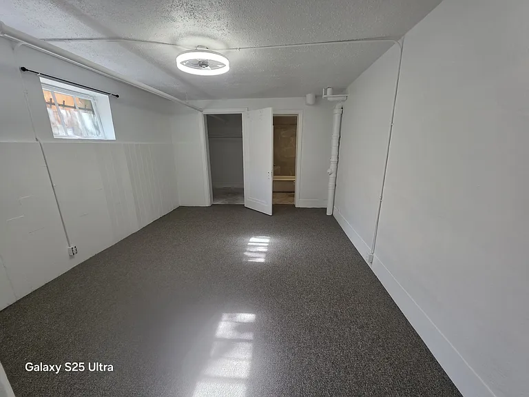 1422 E 8th Ave #13 — Photo 6