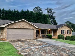 2840 Bonanza Dr, Decatur, GA 30033