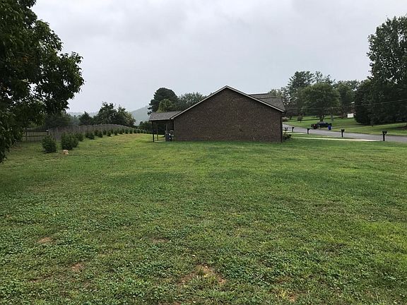 5th image of 7312 Martingale Dr