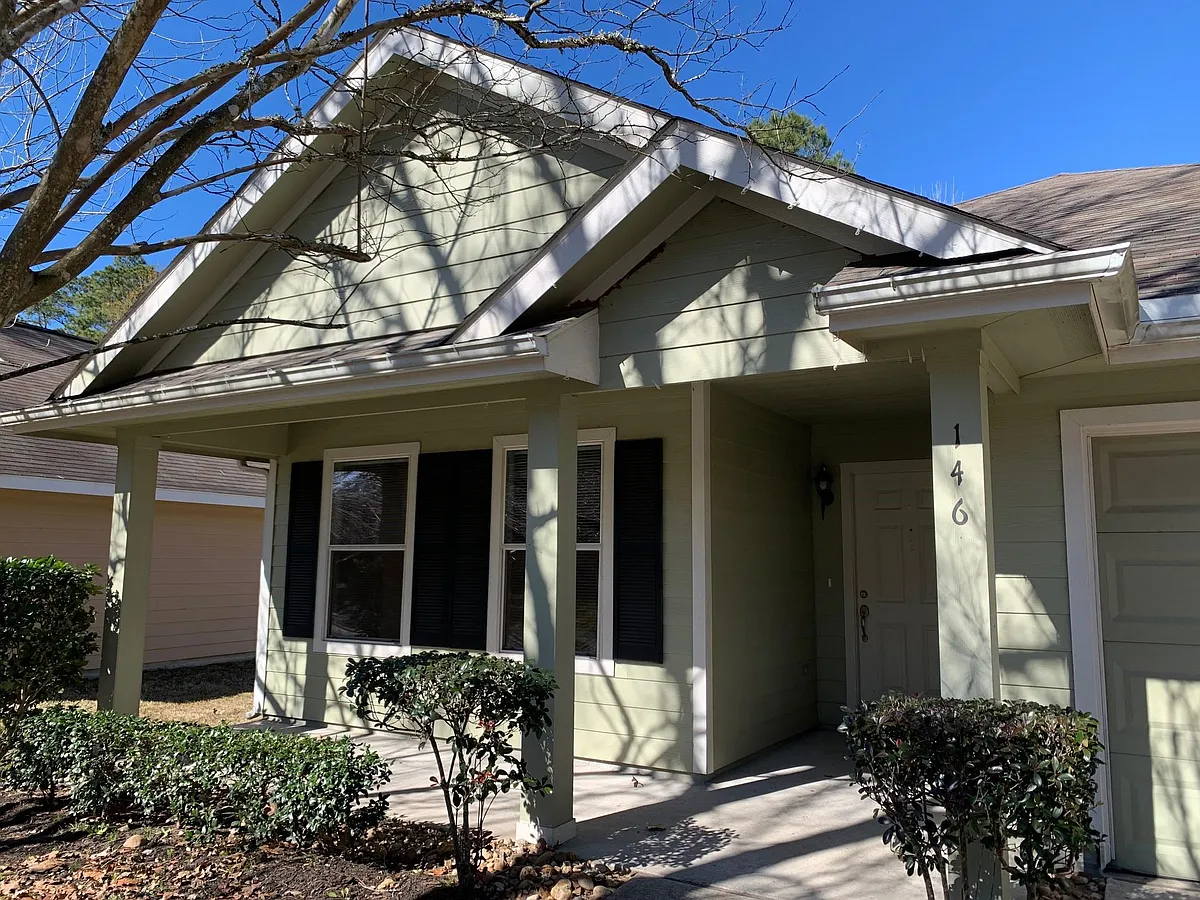 House Front - 146 N Vesper Bend Cir