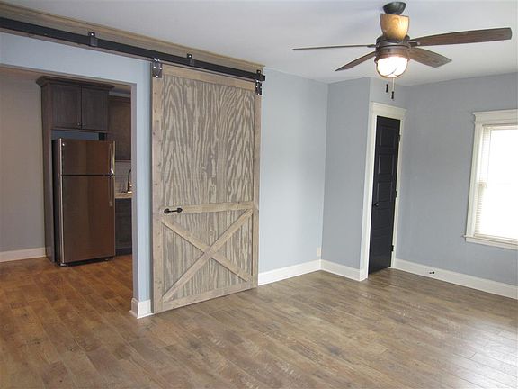 5th image of 1201 Monroe Ave #1