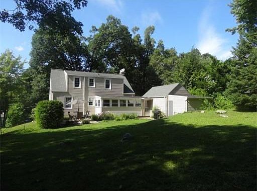 2nd image of 4 Brentwood Dr