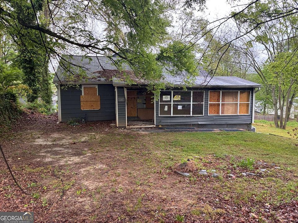 1st image of 2387 Saint James Dr NW