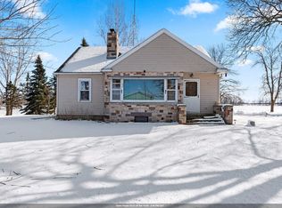 W1350 Cottonville Ct, Berlin, WI 54923