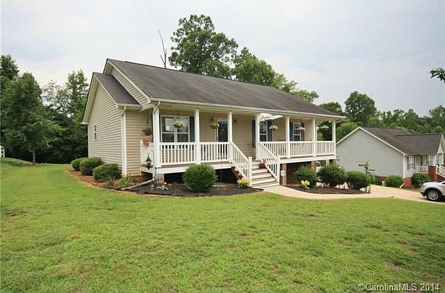 1st image of 157 Autumn Woods Blvd