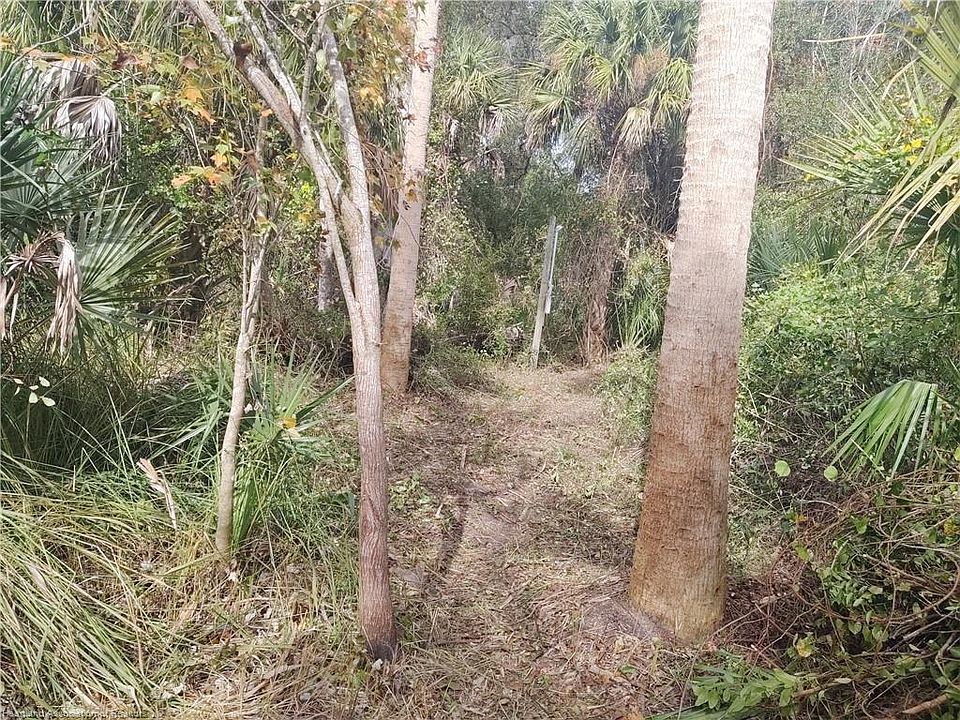 1st image of 5150 Deer Run Dr