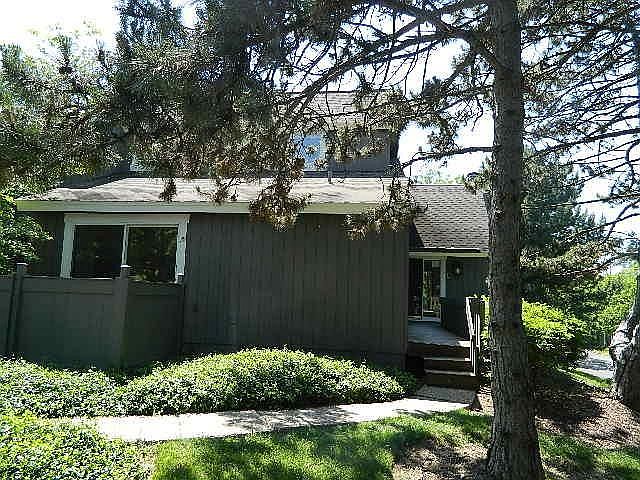 1st image of 39 Twin Lakes Dr