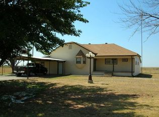 11877 Wolfe Rd, Electra, TX 76360