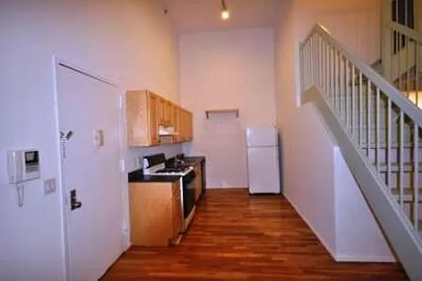 Rented by Corcoran | media 19