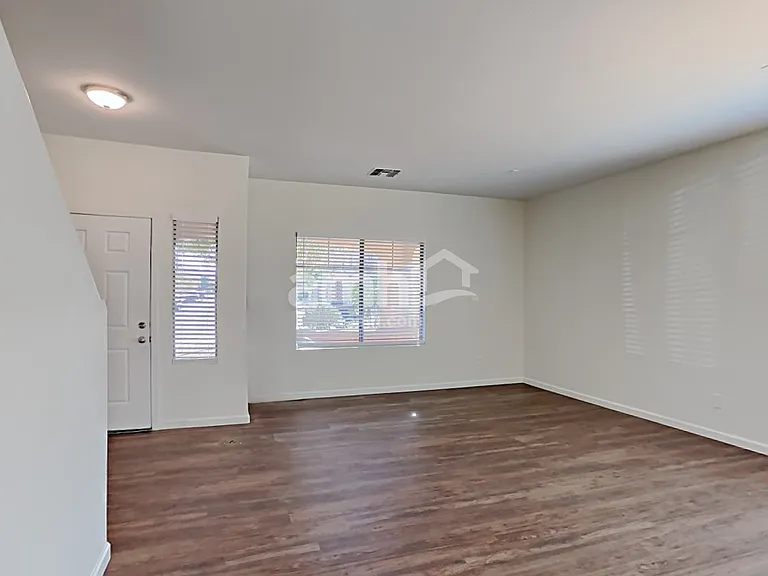 3734 W Nancy Ln — Photo 4
