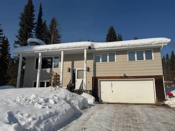 1962 Weston Dr, Fairbanks, AK 99709