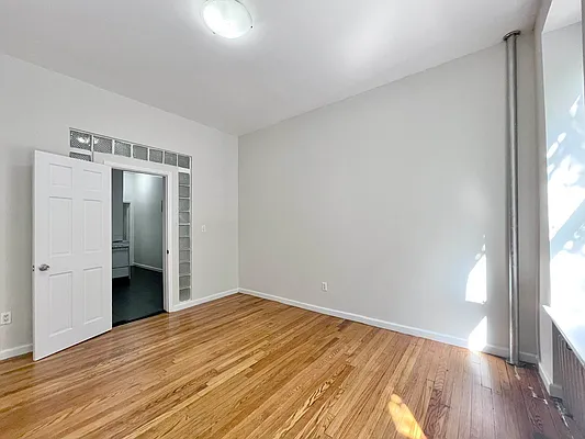 Rented by Taichi Fudosan | media 1