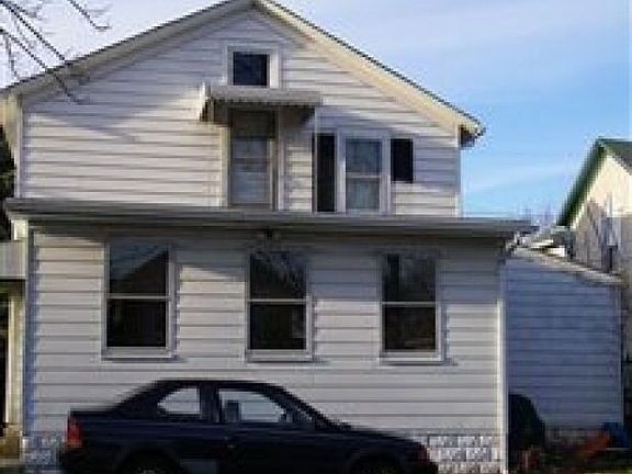 5th image of 922 W Tuscarawas Ave