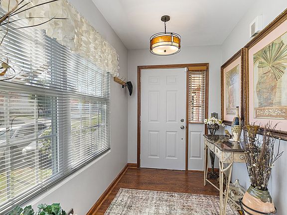 2nd image of 8100 Sierra Woods Ln