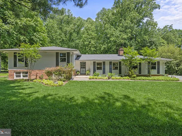 8517 Brickyard Rd, Rockville, MD 20854