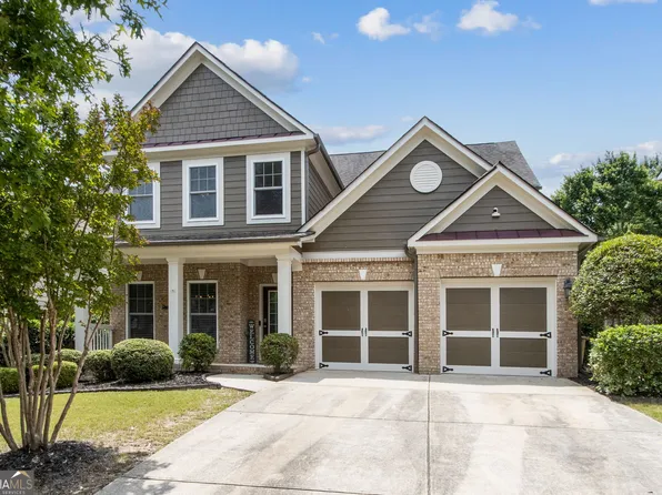 7927 Keepsake Ln, Flowery Branch, GA 30542