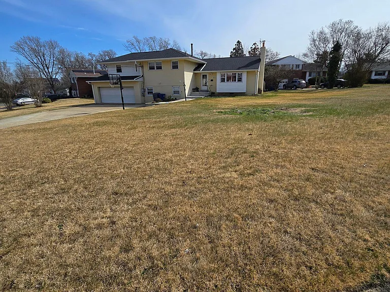 Towanda Rd — Photo 28