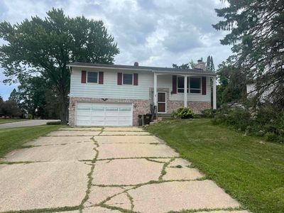 1909 Revere St, Freeport, IL, 61032