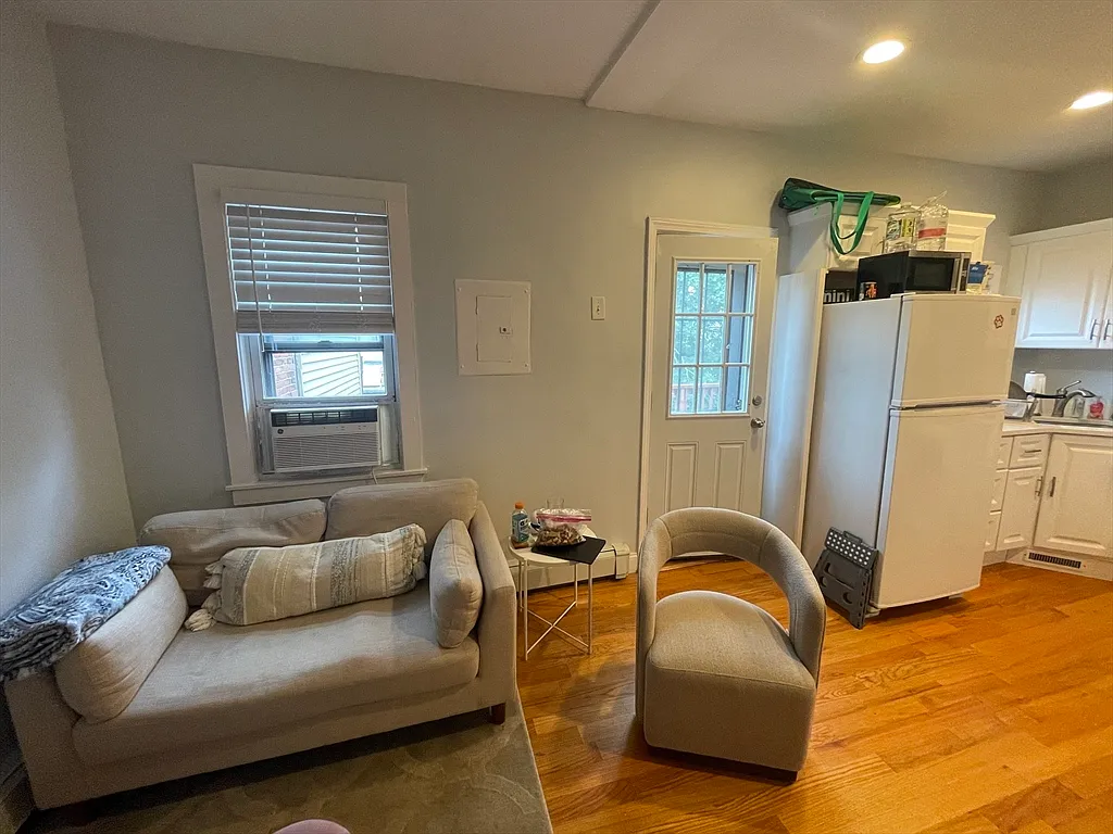 1 bed, 1.0 bath, 700 sqft, $2,850 — Photo 4