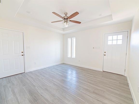 5th image of 5206 Plasencia Ln