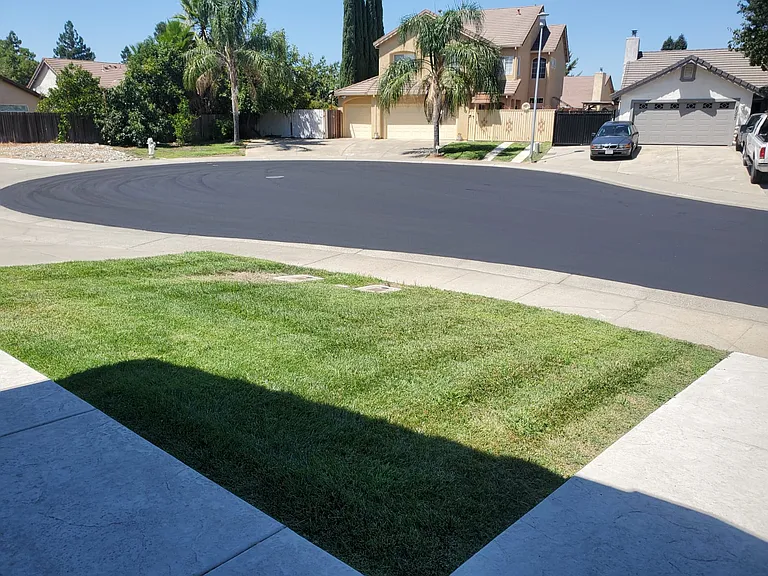 8008 Bridgeburn Ct — Photo 44