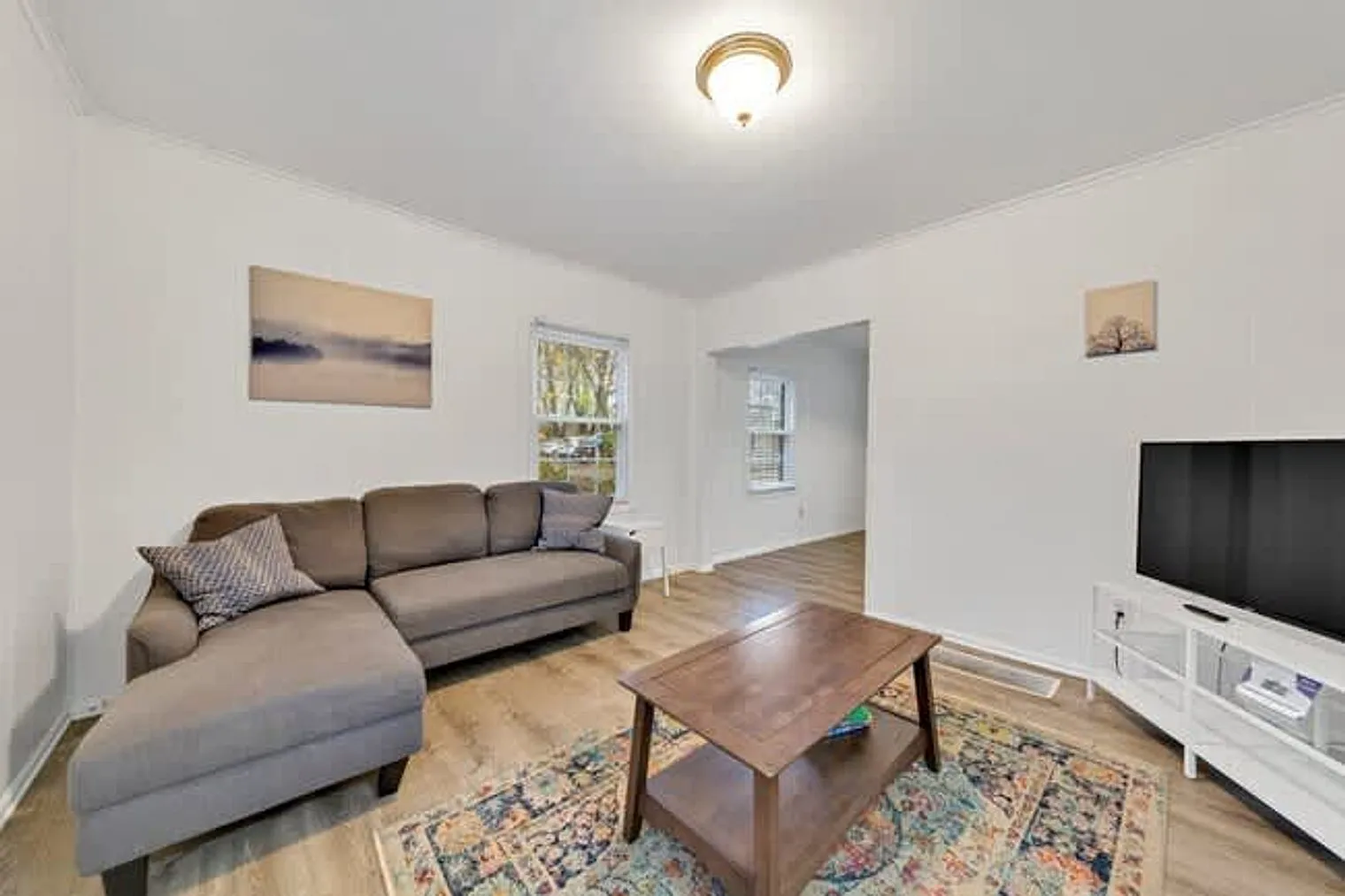 2 bed, 1.0 bath, 807 sqft, $2,774 — Photo 1