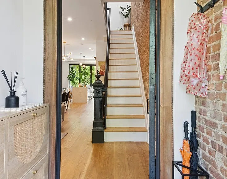 938 Putnam Ave #2 — Photo 3