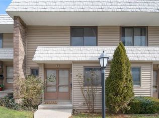 5 Redwood Ct #5, Cromwell, CT 06416