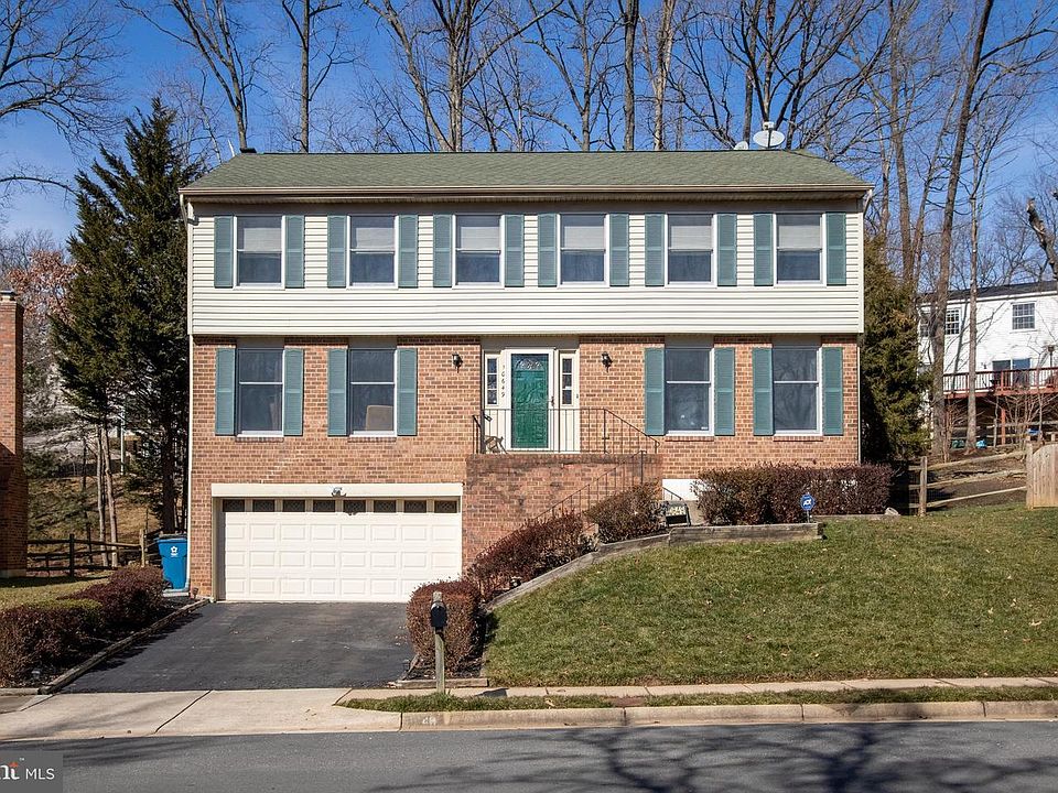 1st image of 10649 John Ayres Dr