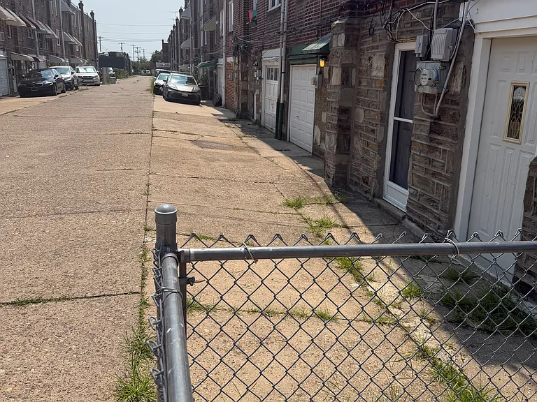 4301 Chippendale Ave — Photo 12