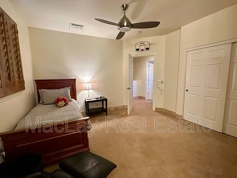 5711 W Linda Ln — Photo 23