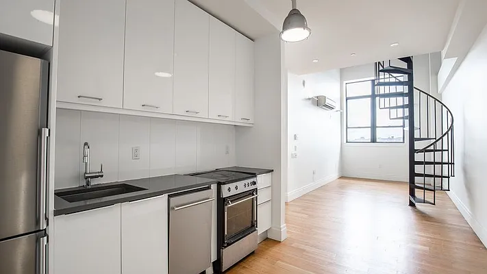 Rented by Nooklyn NYC LLC | media 51