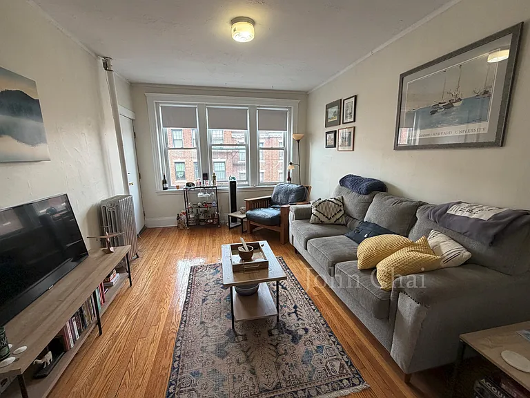 127 Sutherland Rd #K — Photo 5