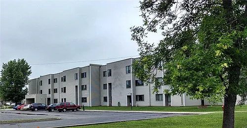 Iron Gate Apartments Photo 1