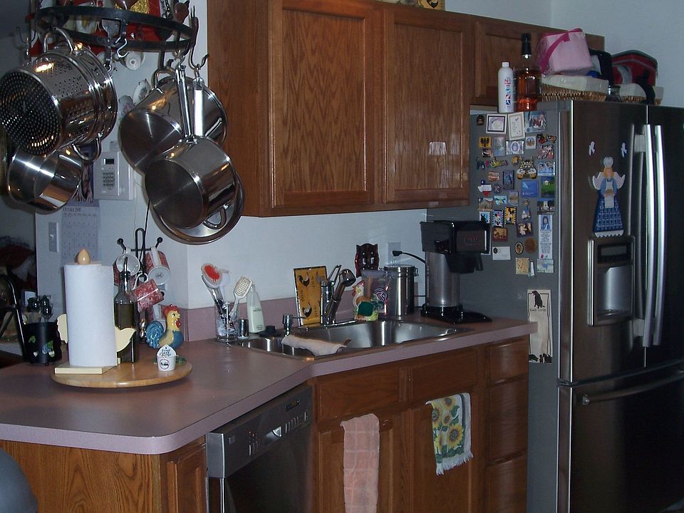 2nd image of 15 Cloverleaf Ct