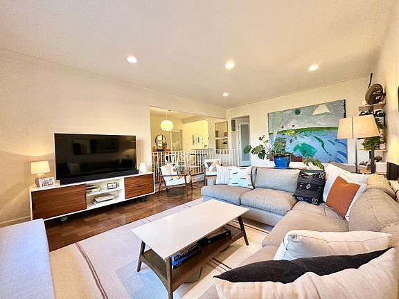 5th image of 25 Parkview Ave APT 6E