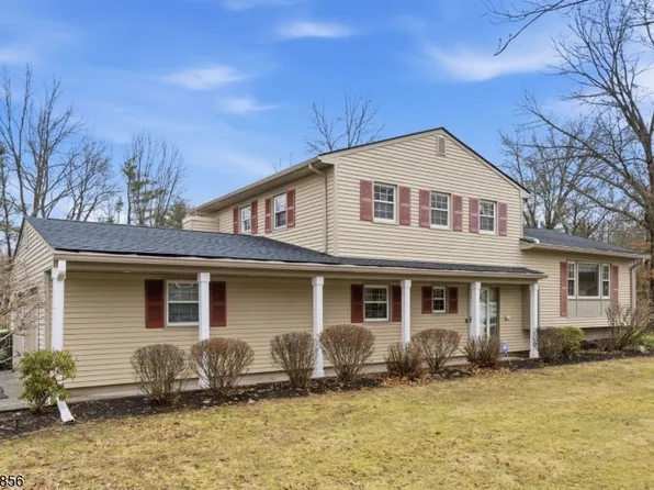 61 Queen Anne Dr, Bernards Twp., NJ 07920