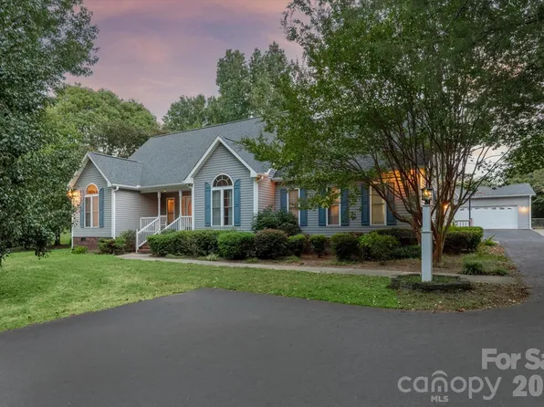 849 W Stanly St, Stanfield, NC 28163