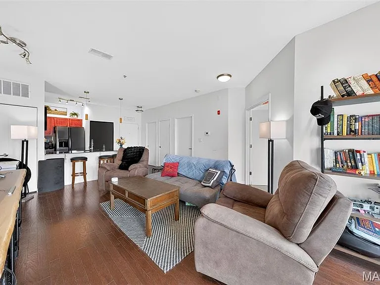 849 Westgate Ave #305 — Photo 12