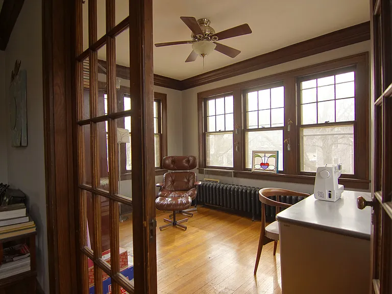 817 Laurel Ave #817 — Photo 3