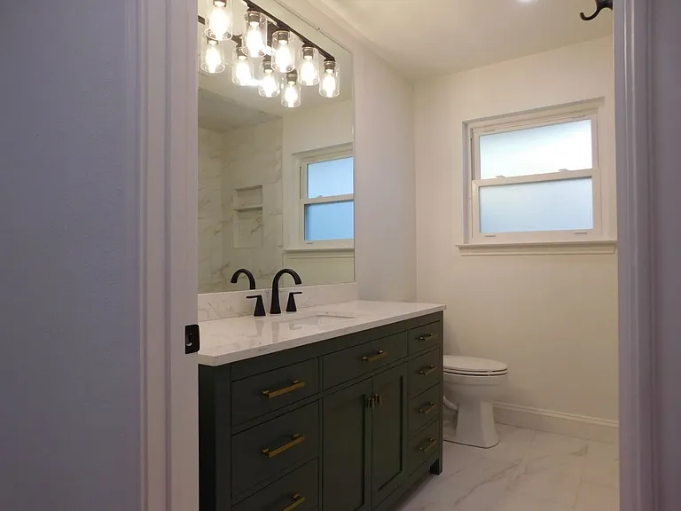 4502 Parkhurst Dr — Photo 6