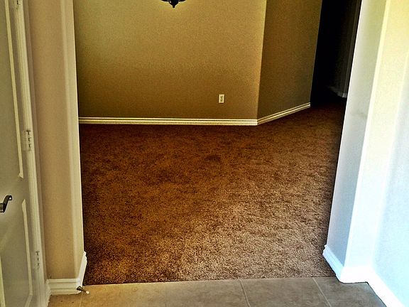 4th image of 10410 Meadow Lark Ave