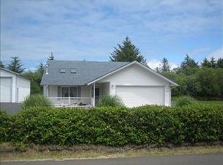 412 Quinault Ave SE, Ocean Shores, WA 98569