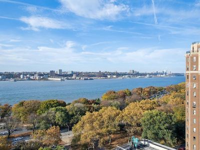 222 Riverside Dr #16F, New York, NY, 10025