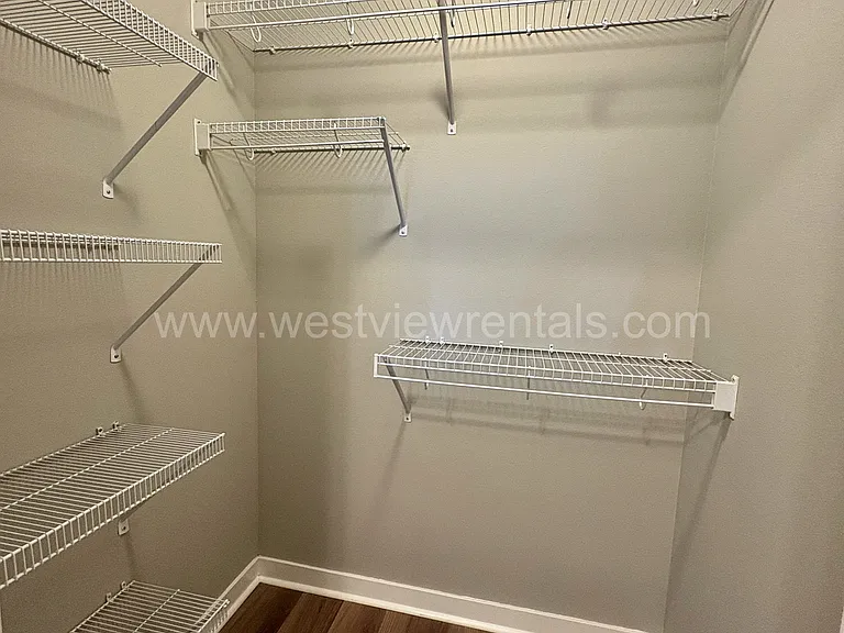 1010 Railroad Ave — Photo 260