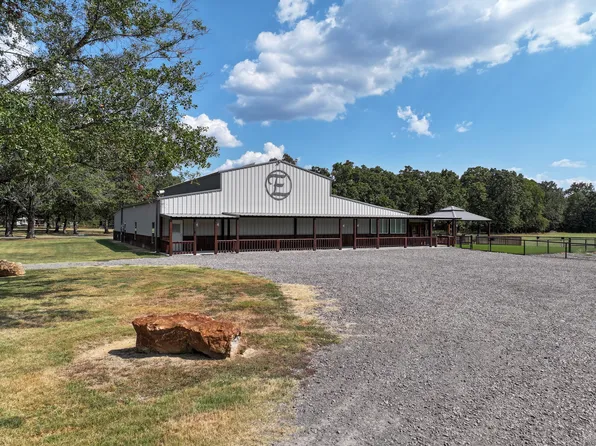 3799 County Road 4235, De Kalb, TX 75559