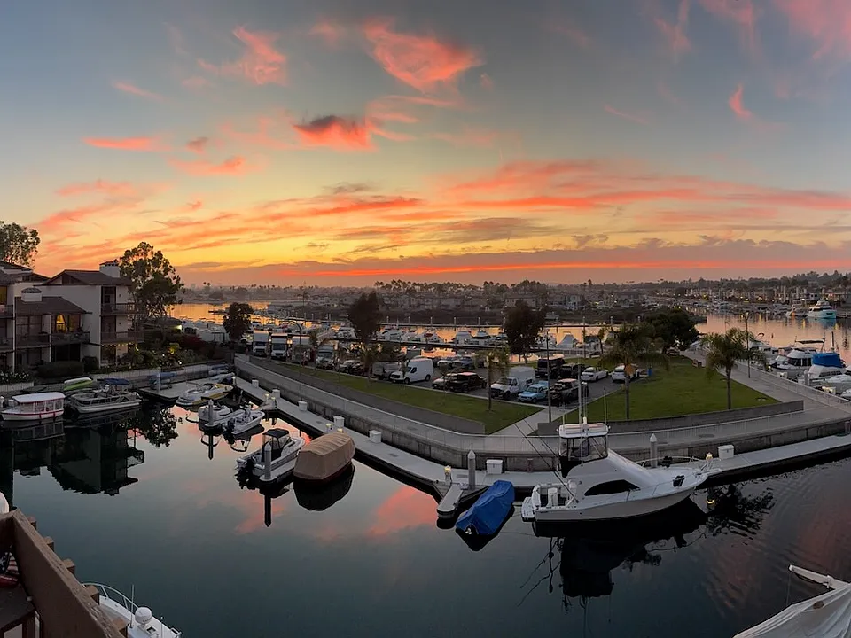 5327 Marina Pacifica Dr